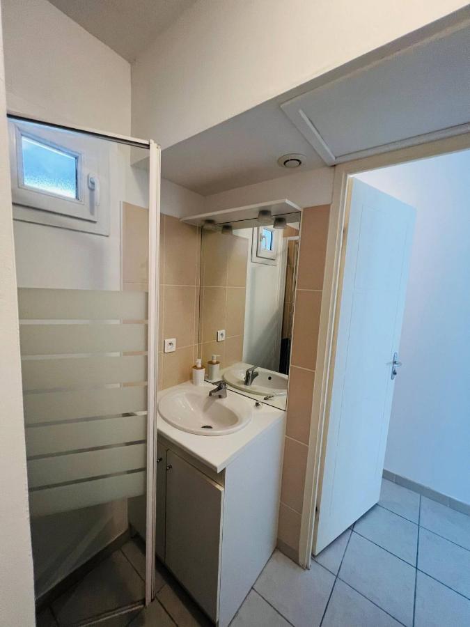 Studio Le 2, Free Parking, Free Wifi, Transports Apartment นีมส์ ภายนอก รูปภาพ